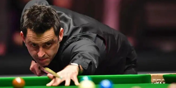 他的速球常 他的速球常