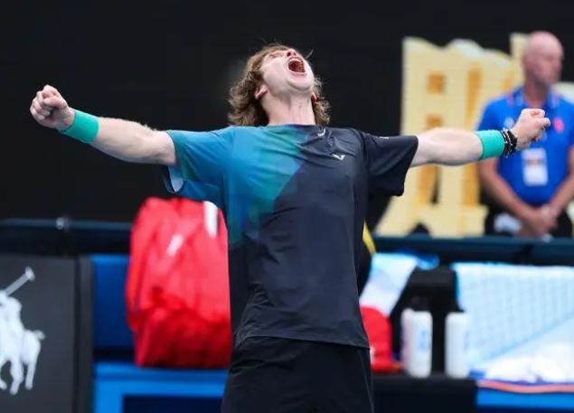 广东官宣双外援！威尔-巴顿和贝兹利加盟球队