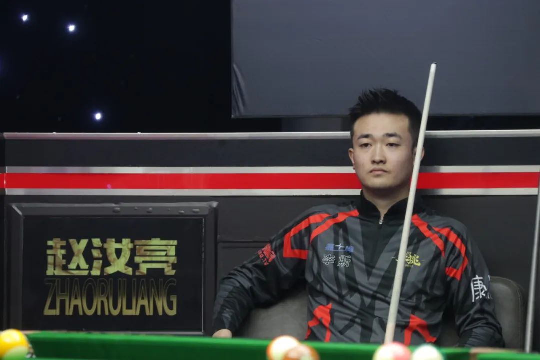 隸屬西班牙 隸屬西班牙