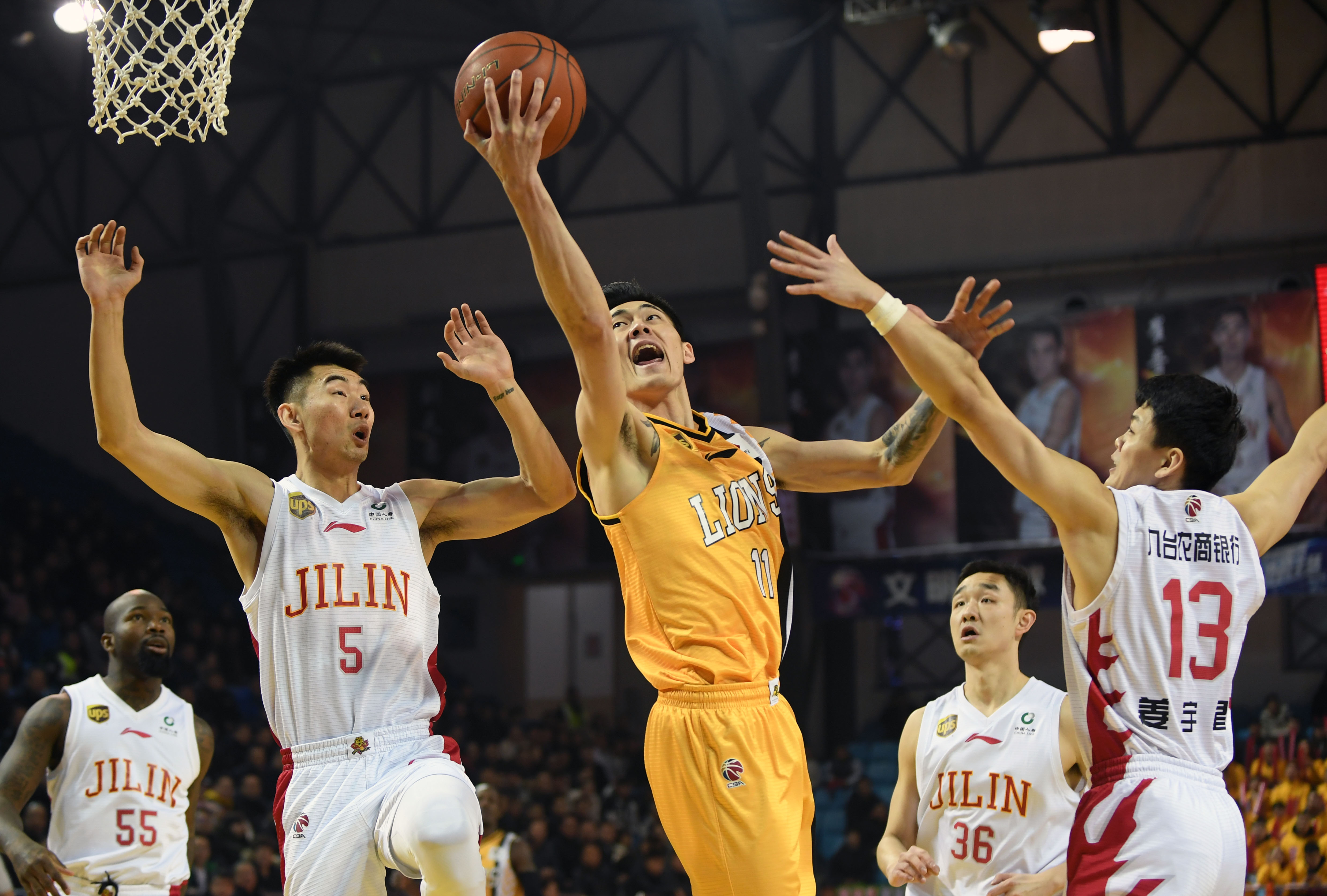 有亮眼球员 有亮眼球员