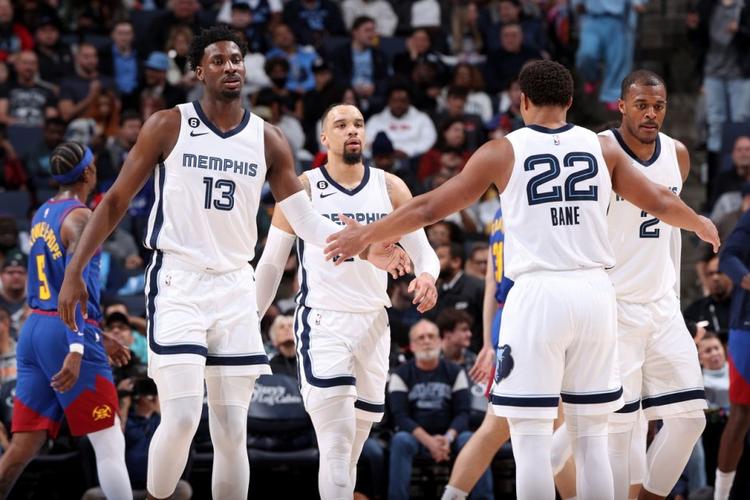 递手与弱侧 递手与弱侧